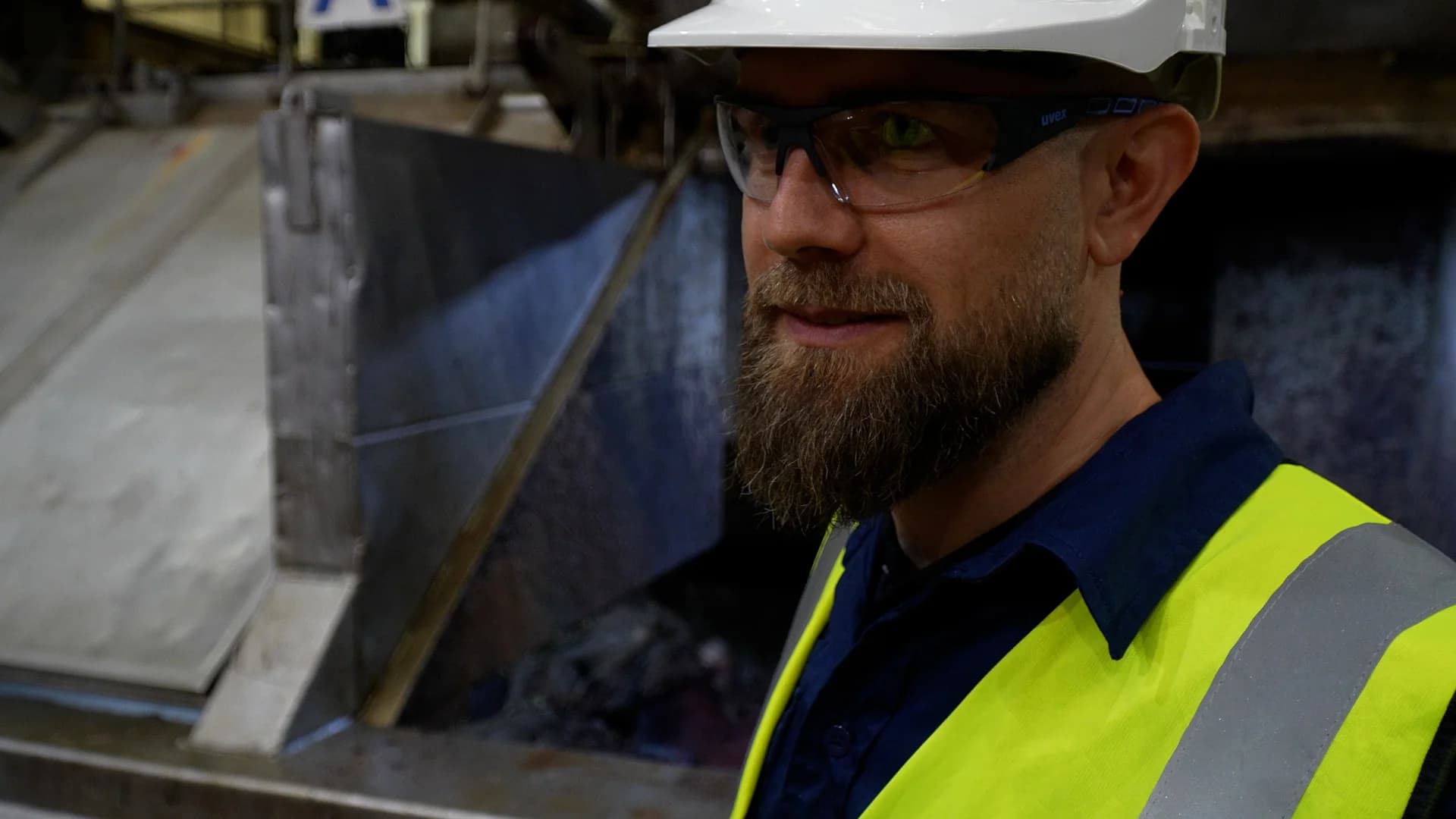 A member of the Advanced Proteins plant team in the cooker hall